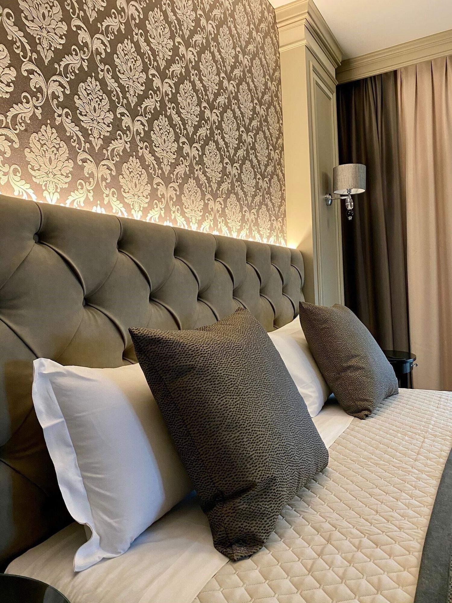 Hotel Villa Malpensa Виццола-Тичино Экстерьер фото