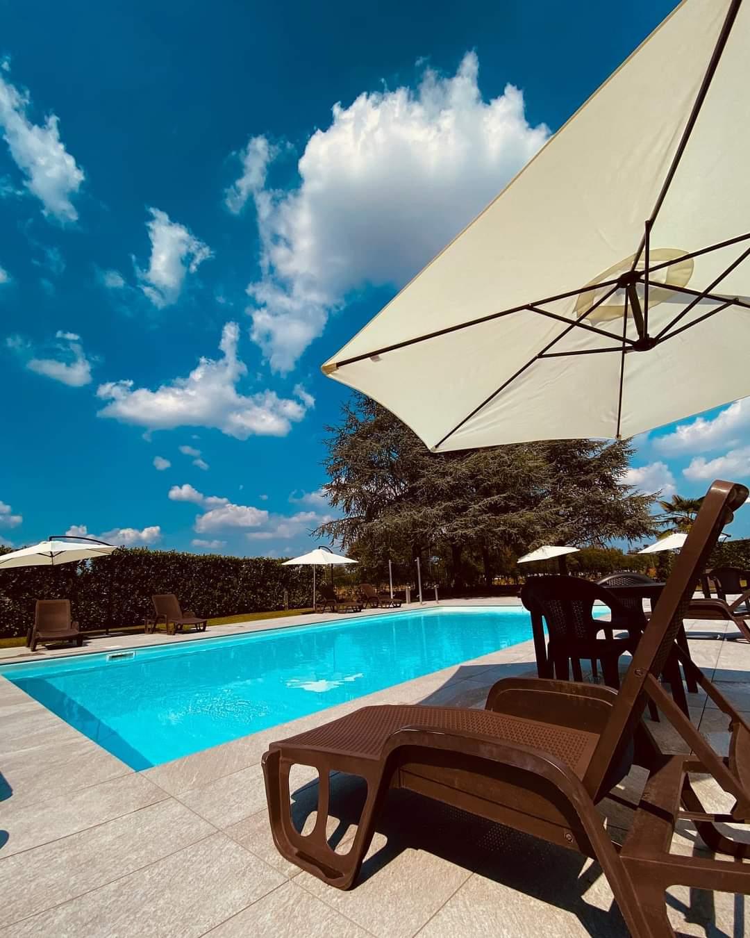 Hotel Villa Malpensa Виццола-Тичино Экстерьер фото