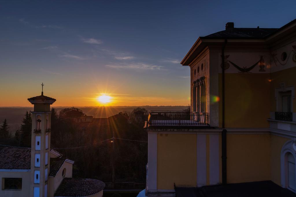 Hotel Villa Malpensa Виццола-Тичино Экстерьер фото